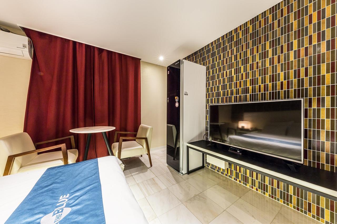 Cheonho Hotel The Blue Seoul Exterior photo